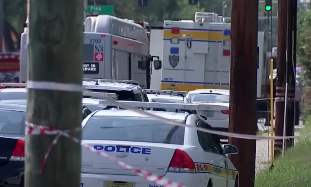 Τέσσερις νεκροί από μαζικούς πυροβολισμούς στο Τζάκσονβιλ της Φλόριντα